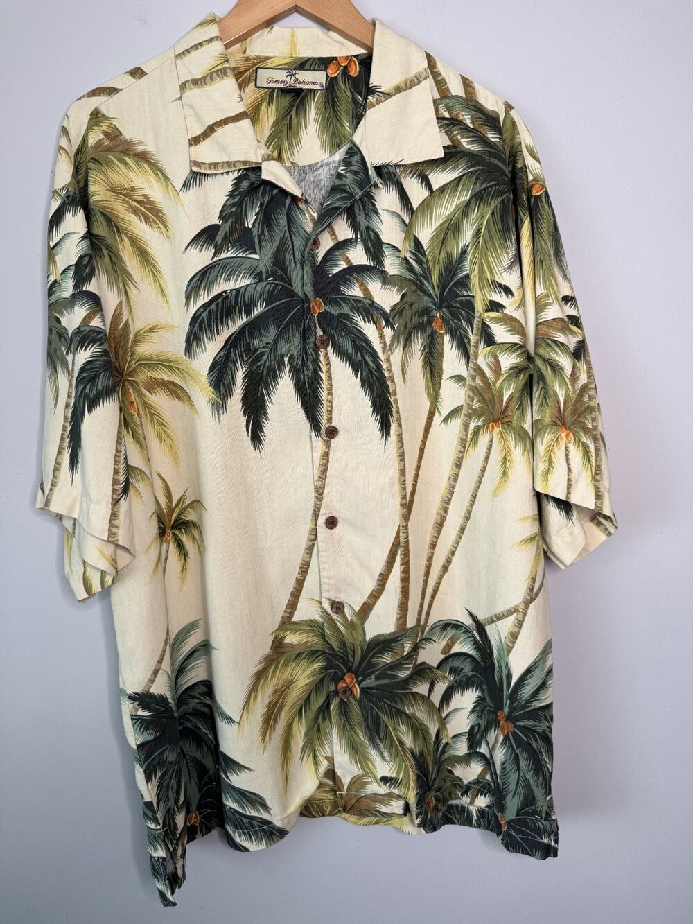 Tommy Bahama Hawaiian Button 100% Silk Shirt Palm Trees Cream XL Resort Cabana